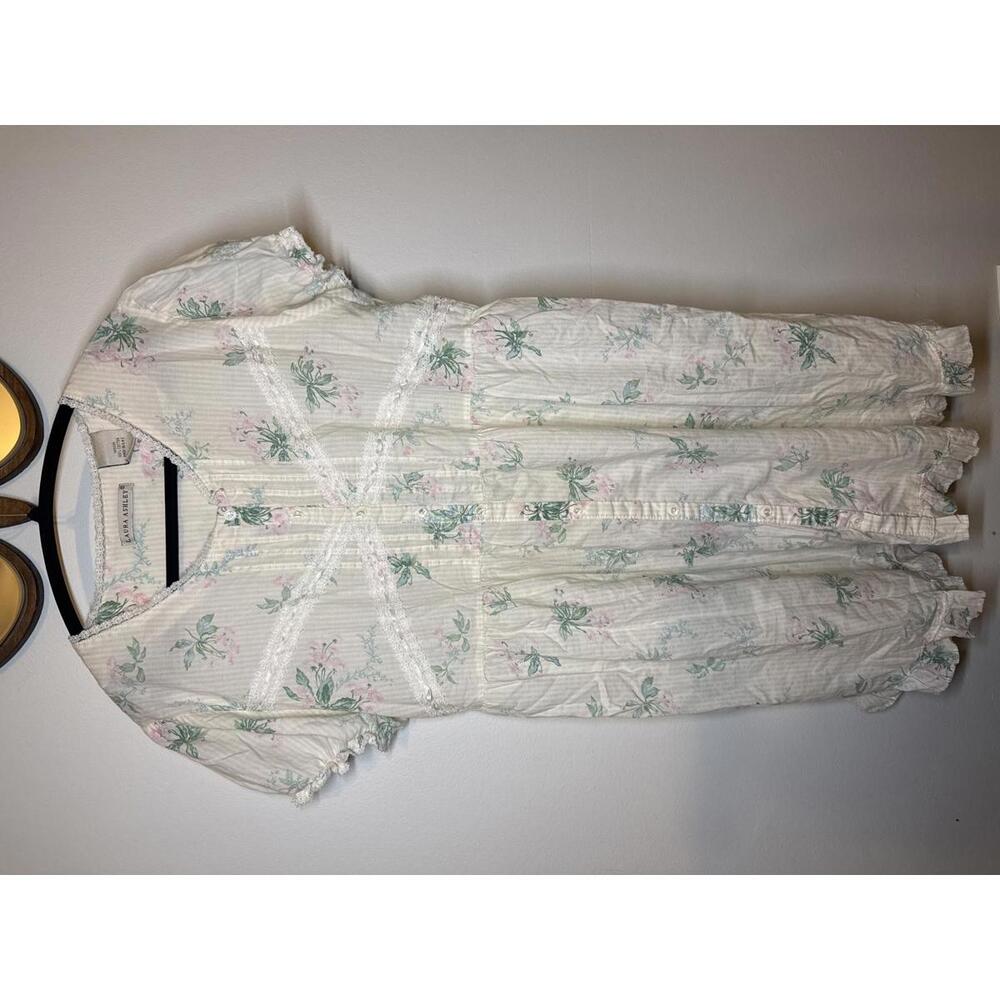 Cottagecore vintage 100% cotton Laura Ashley dress